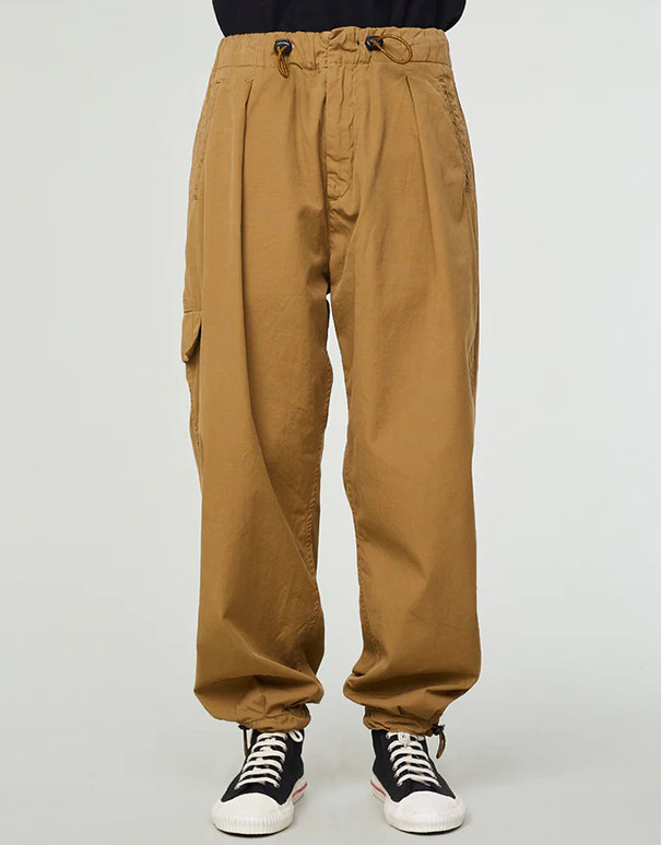 girls of dust brown pant